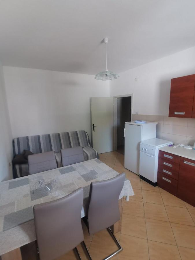 Appartamento Emily Biograd Na Moru Esterno foto