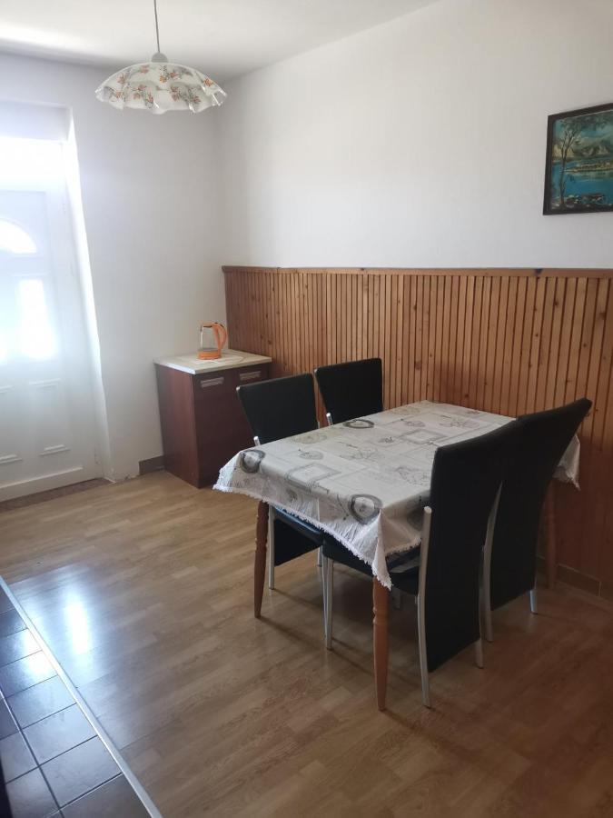 Appartamento Emily Biograd Na Moru Esterno foto